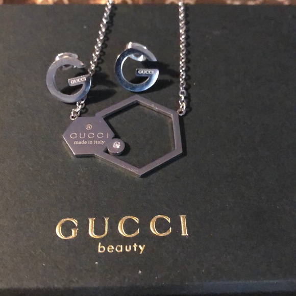 Gucci Necklace Set